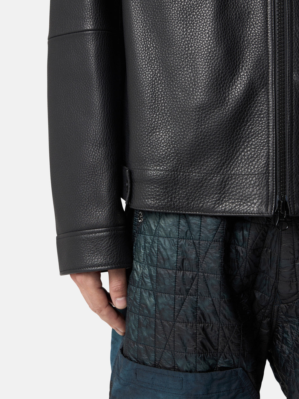 0100002 MATT GRAIN LEATHER